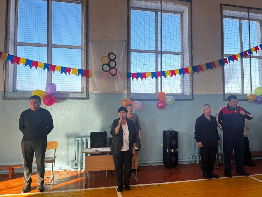 15 декабря 2022 года в СШ им. Н. Алдабергенова прошла спортивная эстафета, посвященная Дню Независимости Республики Казахстан, в которой приняли участие учащиеся 5-7 классов.